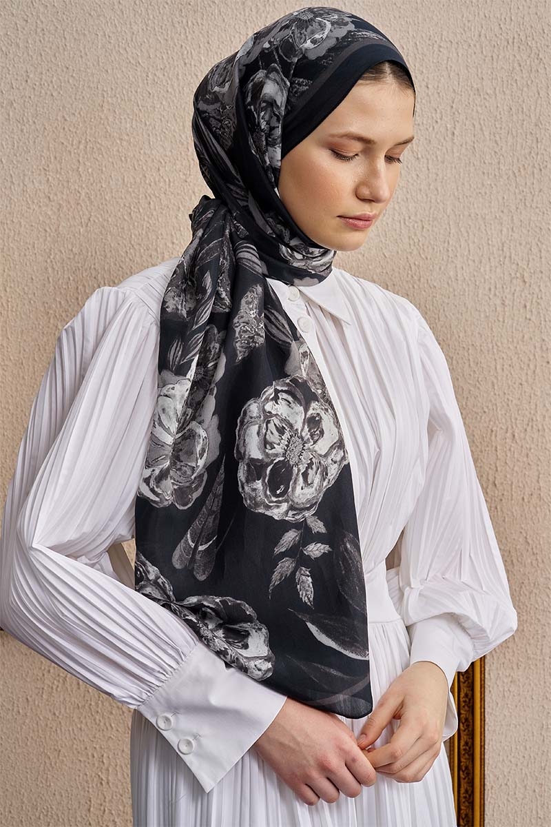 Celebrity Carmina Şal - Siyah - 1