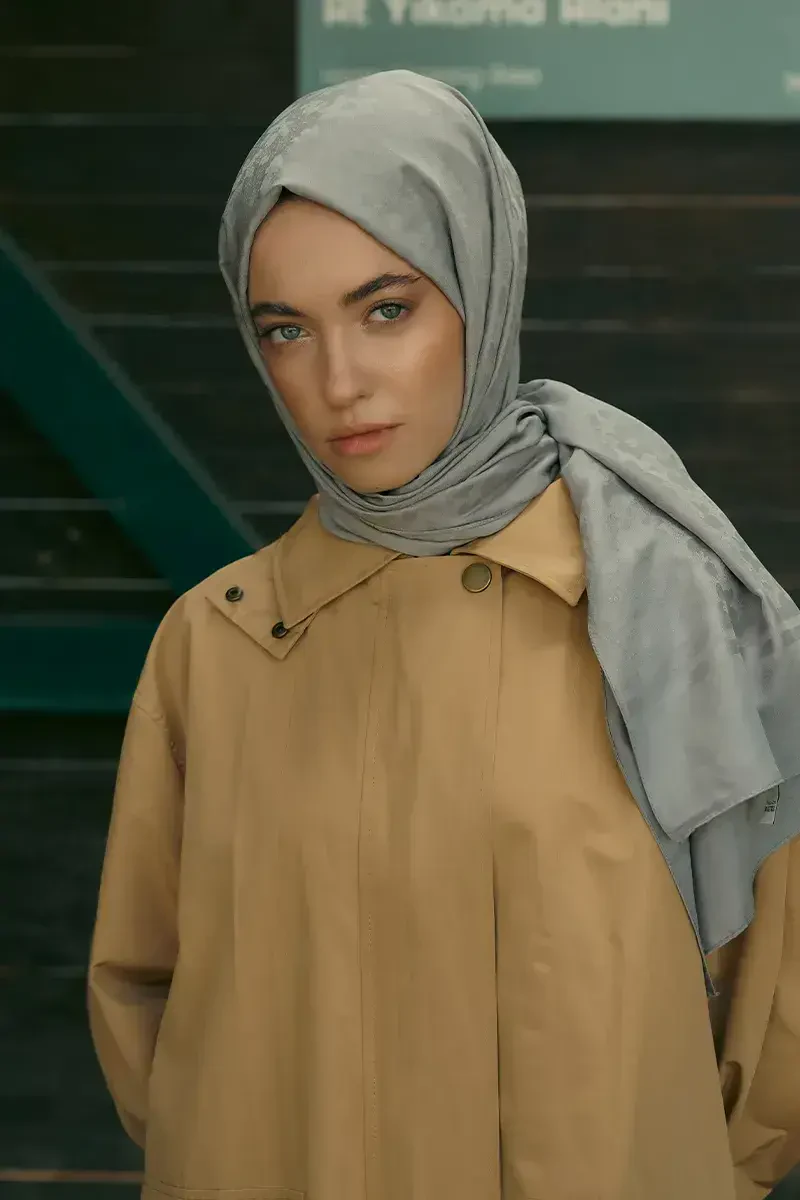 İpeksi Jakar Şal Papatya Desen - Koyu Gri - ED Scarf