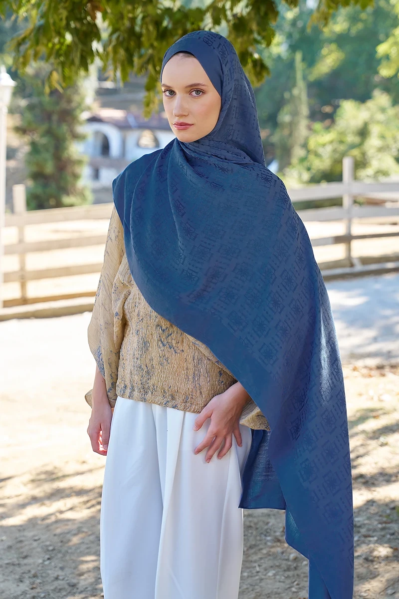 Naia Pamuk Logo Desen Şal - İndigo - ED SCARF