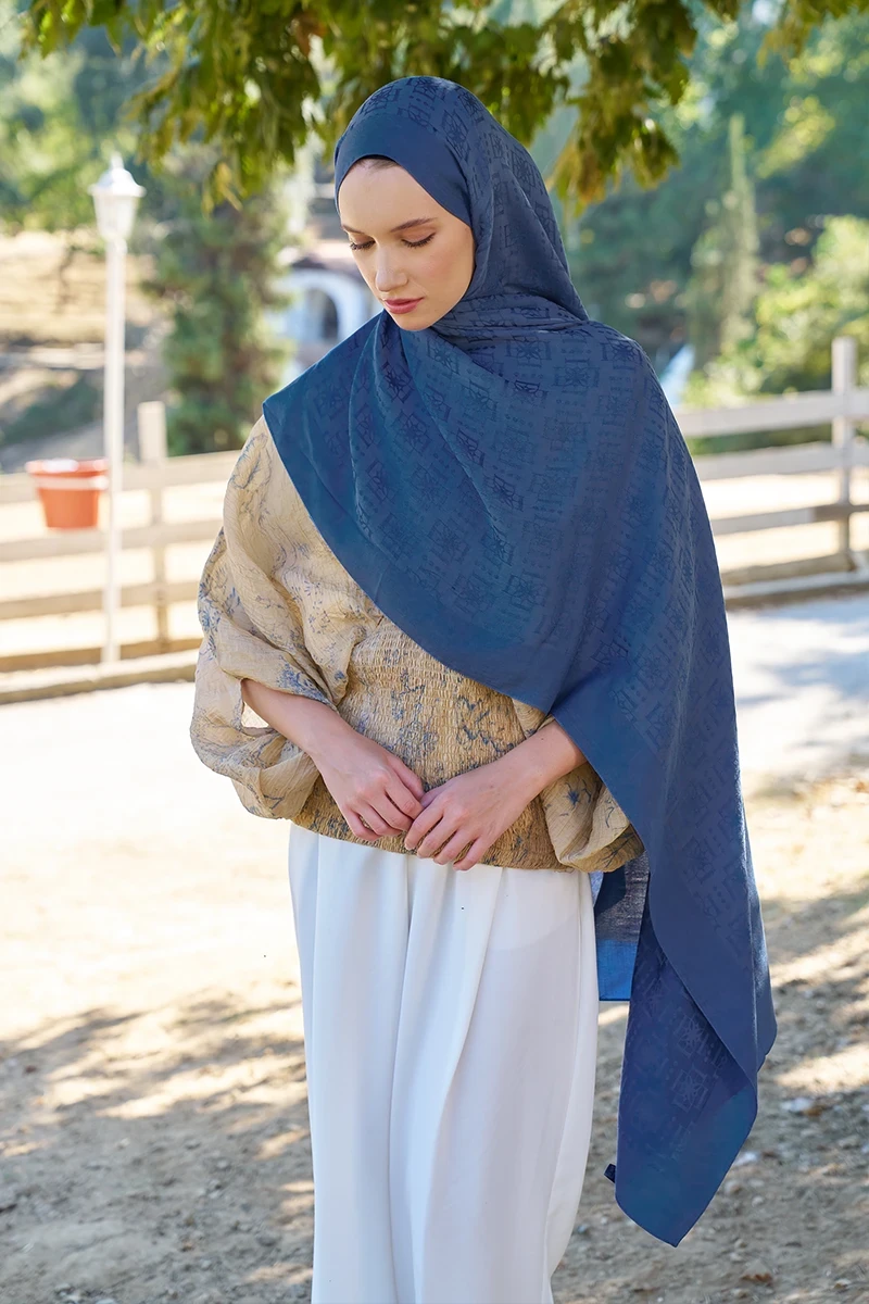 Naia Pamuk Logo Desen Şal - İndigo - ED SCARF