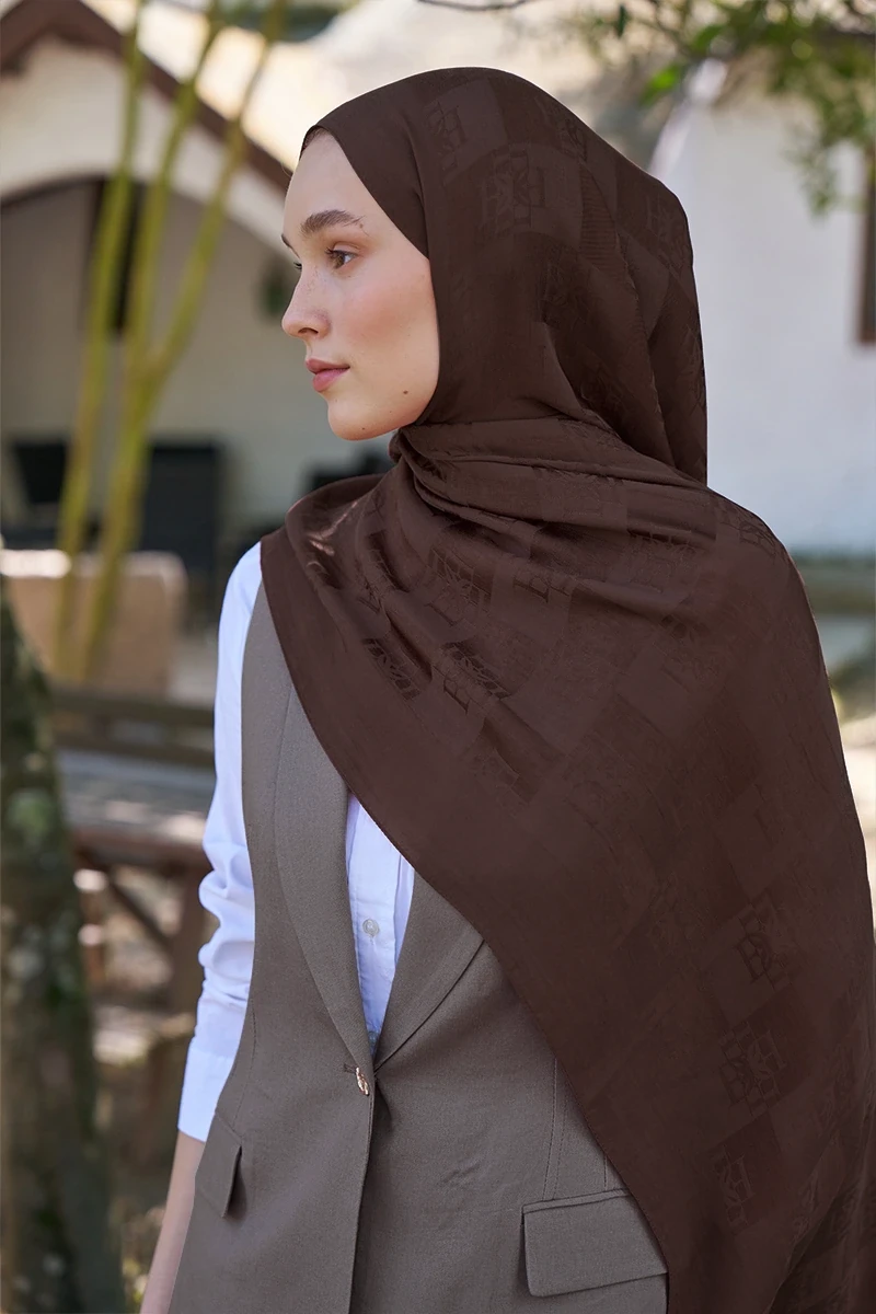 Naia Pamuk Monogram Desen Şal - Acı Kahve - ED Scarf