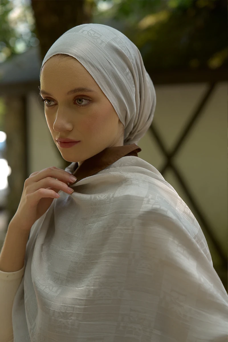 Naia Pamuk Monogram Desen Şal - Bej - ED SCARF