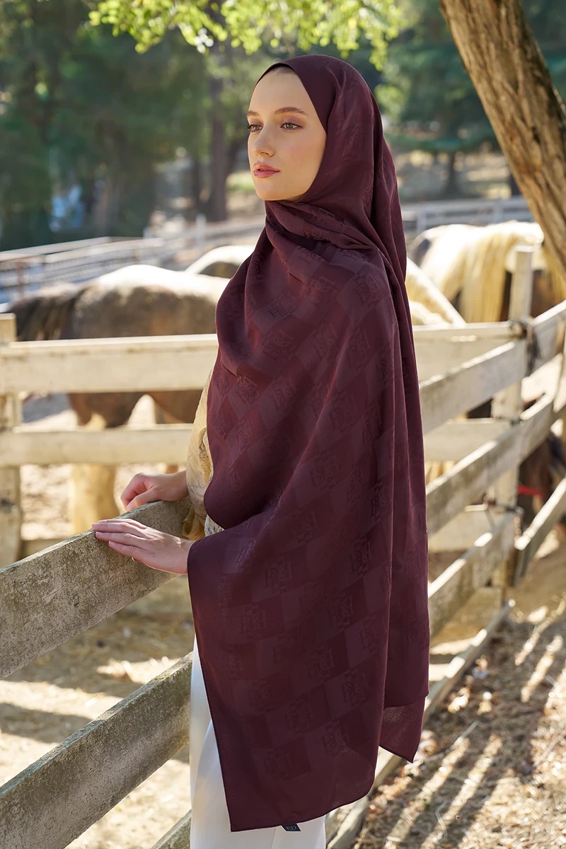 Naia Pamuk Monogram Desen Şal - Vişne Çürüğü - ED SCARF