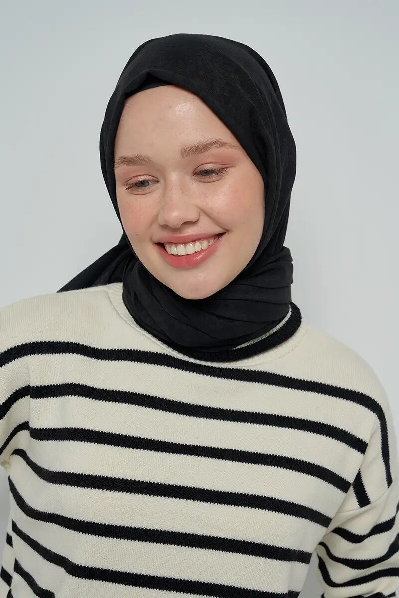 Pamuklu Şal Çiçek Desen - Siyah - ED Scarf