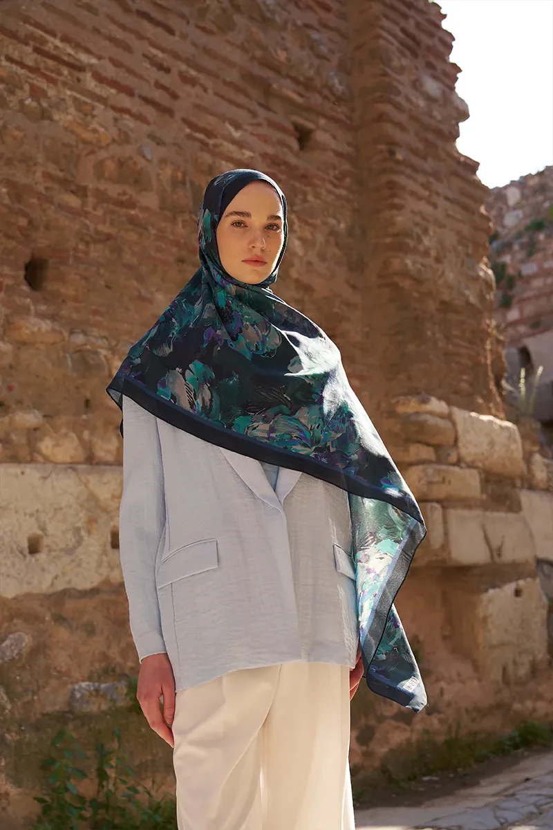 Sunrise Çiçek Desen Şal - Lacivert - ED SCARF