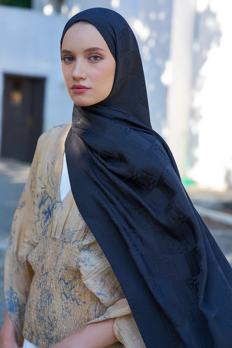 Welness Monogram Desen Şal - Siyah - 4